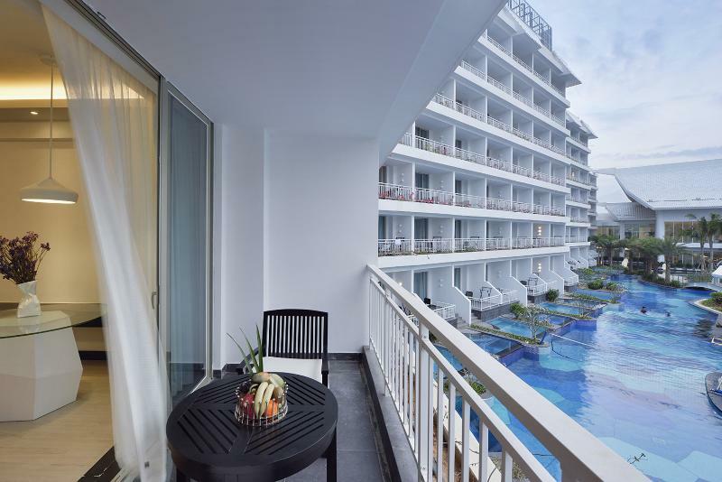 Palace Resort Yalong Bay Sanya Luoyushangcun Extérieur photo